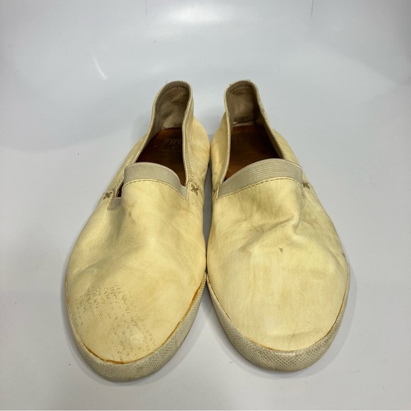 Frye Melanie slip on shoes flats off white cream soft leather women’s size 10 - Picture 2 of 8